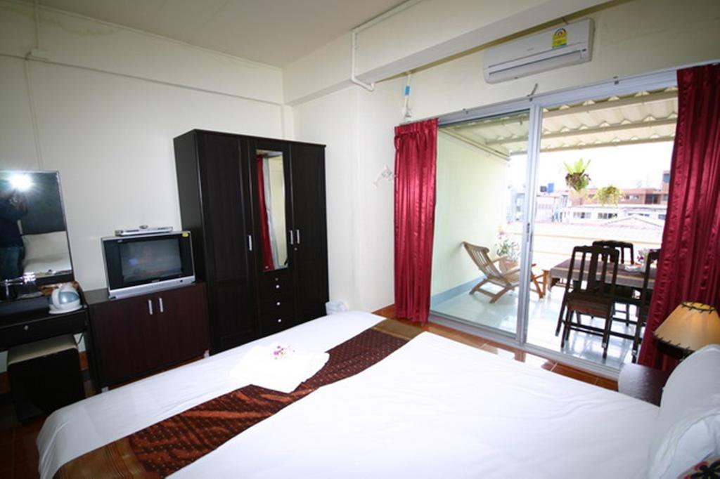 2Gether Guesthouse Karon Rom bilde