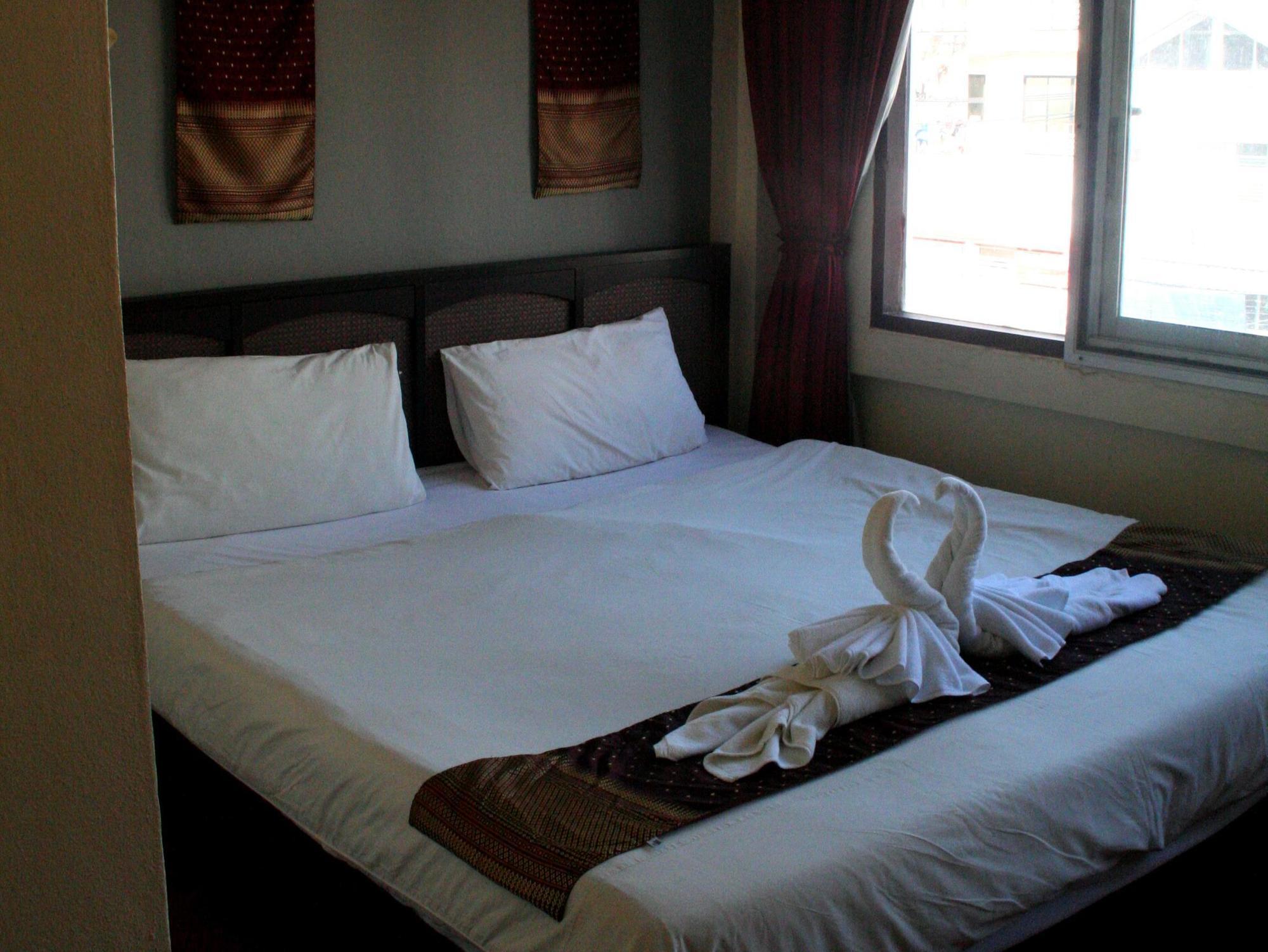 2Gether Guesthouse Karon Eksteriør bilde